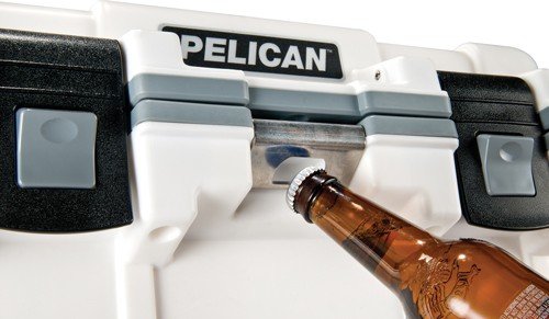 30q2whtgry_inuse.jpg PELICAN COOLERS IM 30 QUART - ELITE WHITE/GRAY