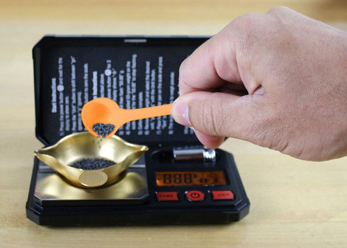 LYMAN DIGI TOUCH 1500 SCALE - ELECTRONIC SCALE 1500 GRAINS