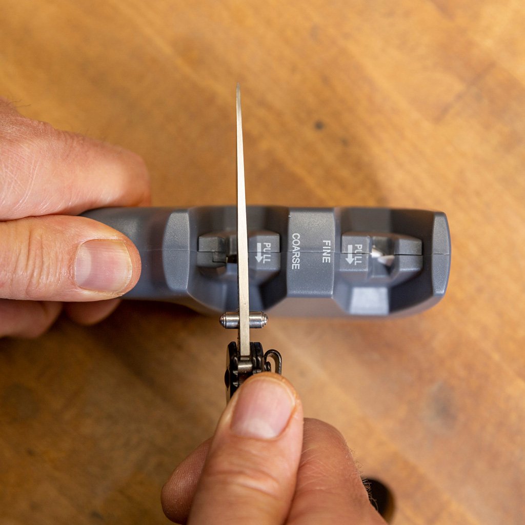 Smiths Pull-Thru Knife Sharpener